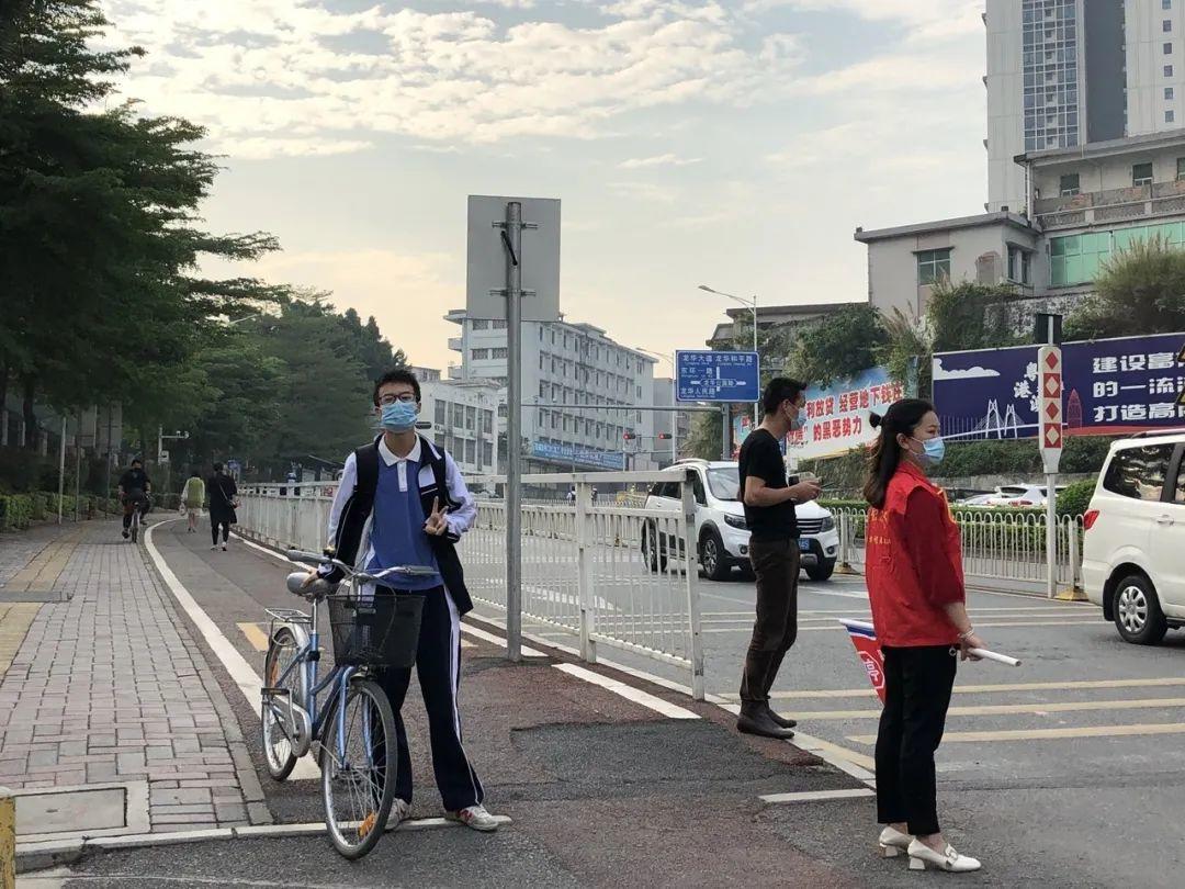 深圳开学｜多图直击疫情后高三初三开学第一现场（2020.04.27）  疫情相关 第81张