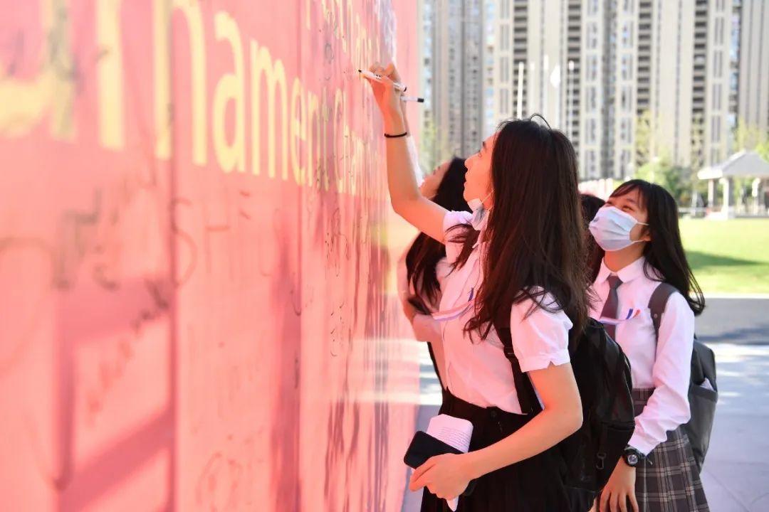 NSDA第八届全国中学生学术辩论联赛总决赛正在进行中  Winnie 素质教育 第8张