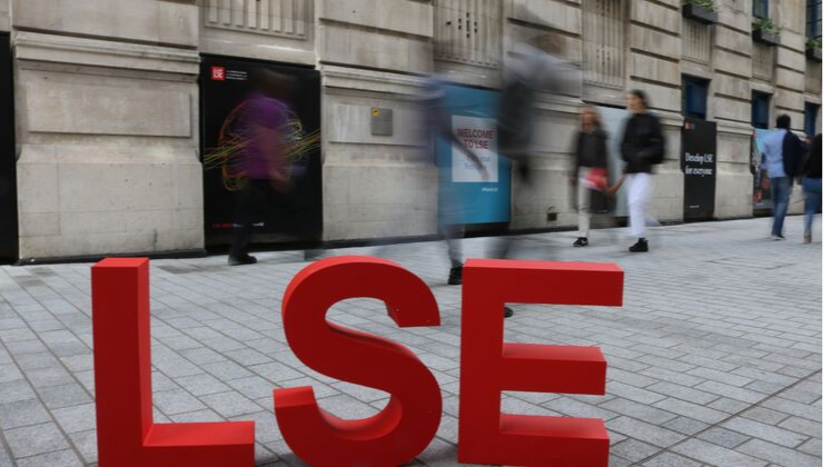 LSE的毕业生都去哪了？就业率、薪资、从业单位、雇主数据曝光！  英国留学 费用 第1张