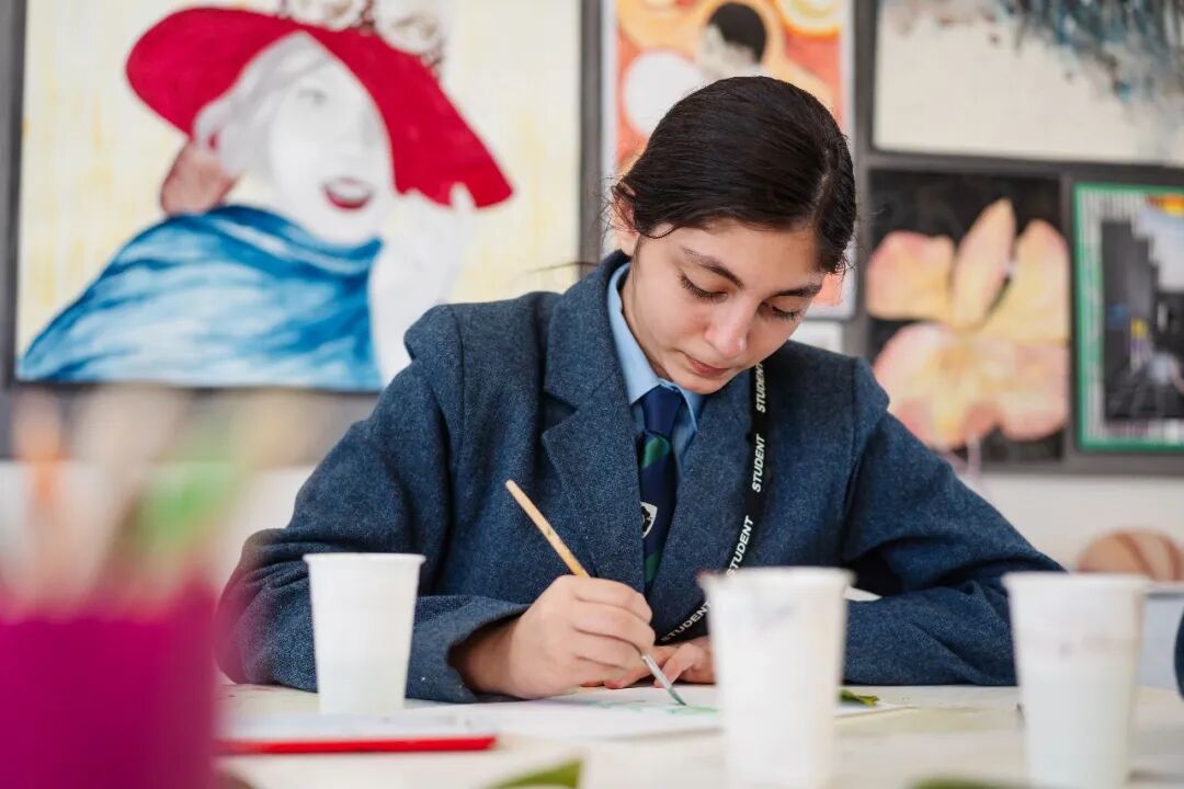 英国连续7年超过美国！我被英国的官方数据：7%的学生拿走1/3的牛剑录取  数据 第21张